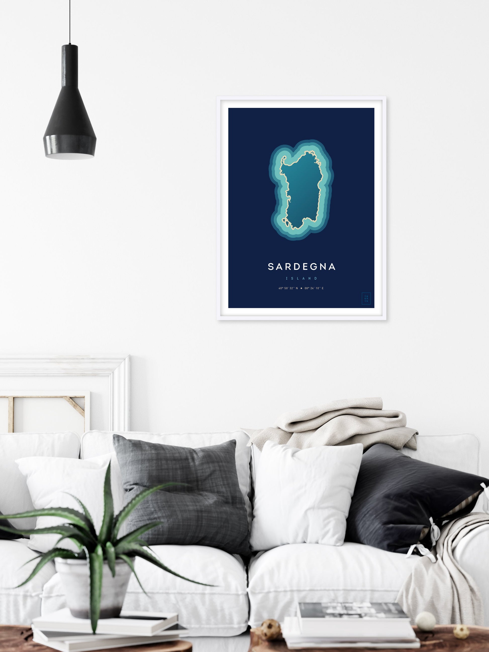 Poster déco de l'île de la Sardaigne vue du ciel. © ikonik